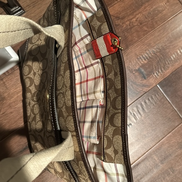 New with tag Coach tote bag signature c - Picture 4 of 7